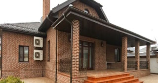 Строительство домов из кирпича с мансардой в Клинцах | от 3575 рублей
